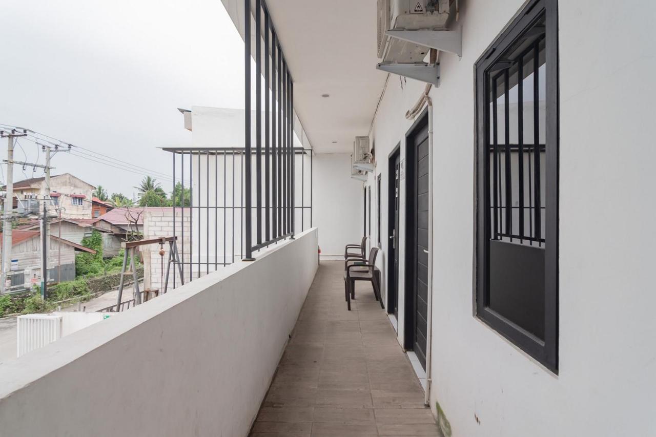 Reddoorz At Sani Guest House Balikpapan Exterior foto